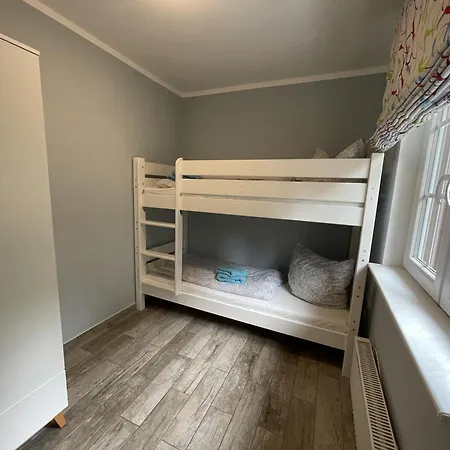 Eichelhaeher 度假居 *